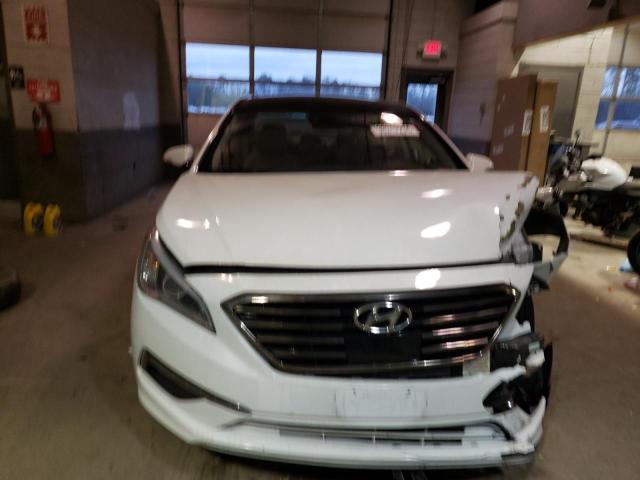 Photo 4 VIN: 5NPE34AF9FH050317 - HYUNDAI SONATA 