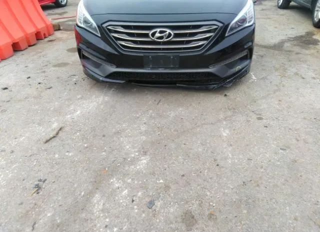 Photo 5 VIN: 5NPE34AF9FH073497 - HYUNDAI SONATA 