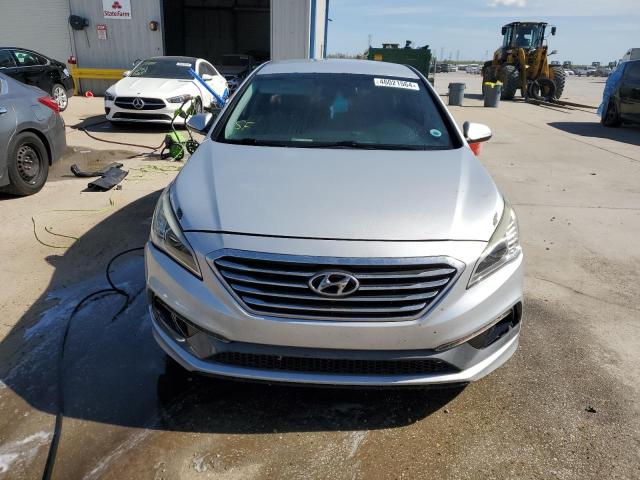 Photo 4 VIN: 5NPE34AF9FH077517 - HYUNDAI SONATA 