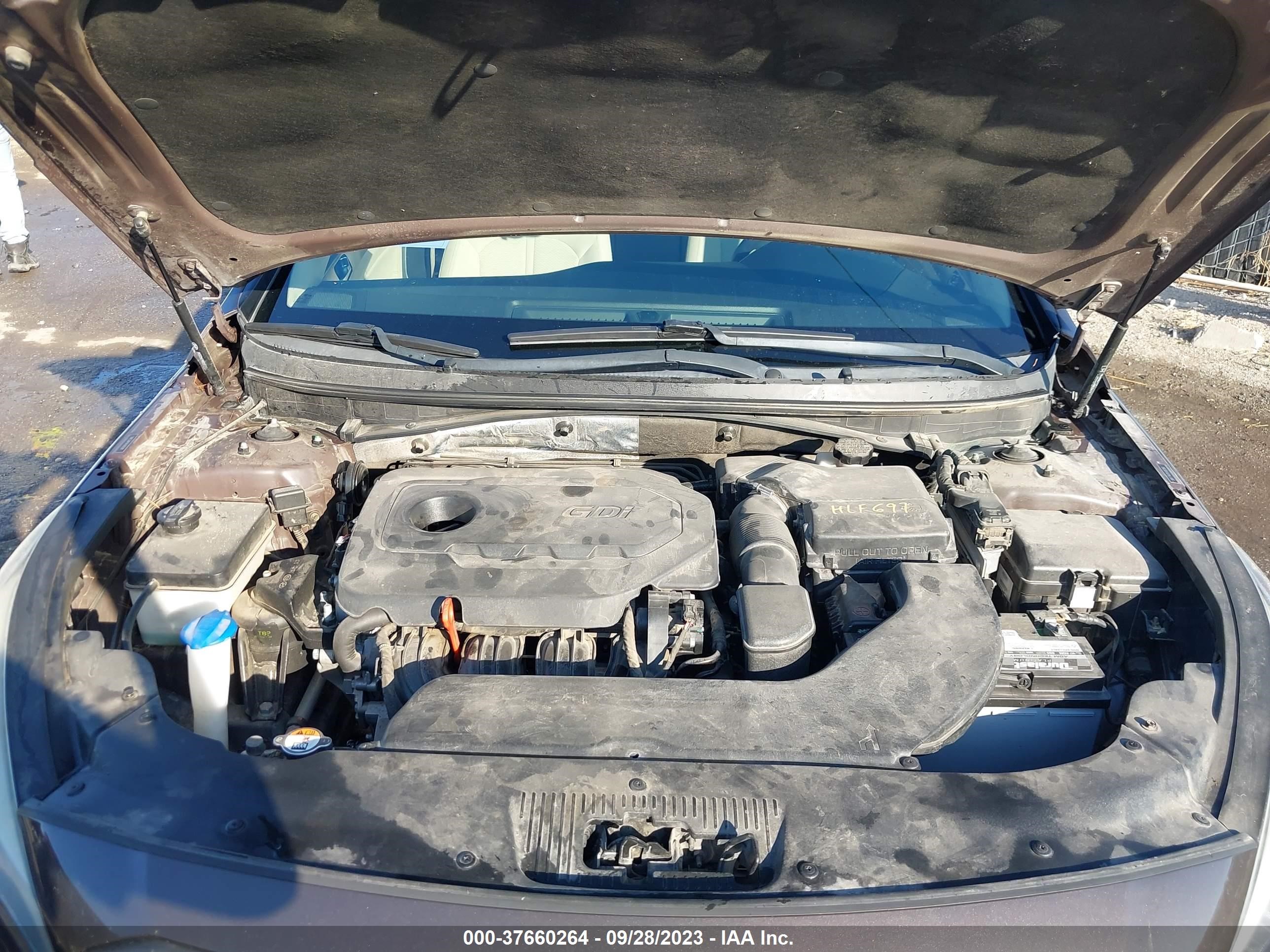 Photo 9 VIN: 5NPE34AF9FH087061 - HYUNDAI SONATA 