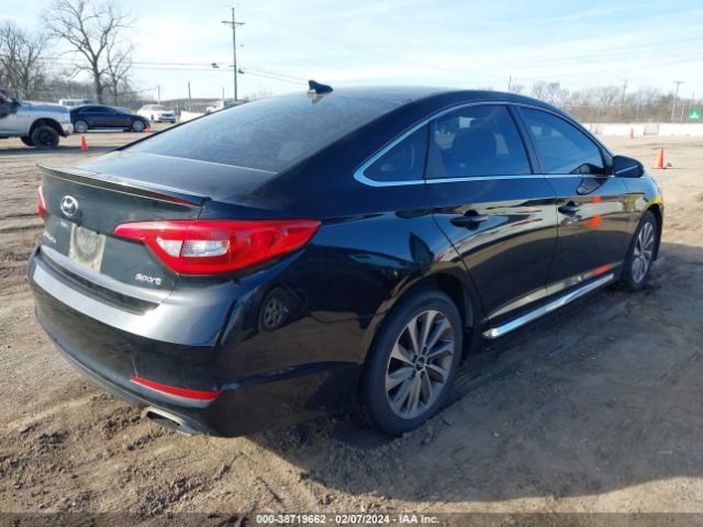 Photo 3 VIN: 5NPE34AF9FH096147 - HYUNDAI SONATA 