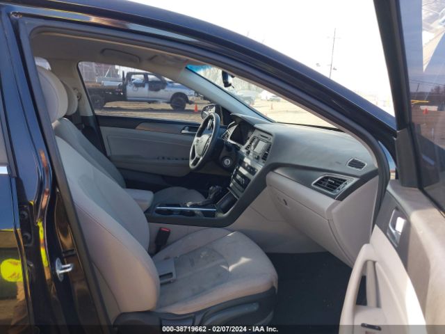 Photo 4 VIN: 5NPE34AF9FH096147 - HYUNDAI SONATA 