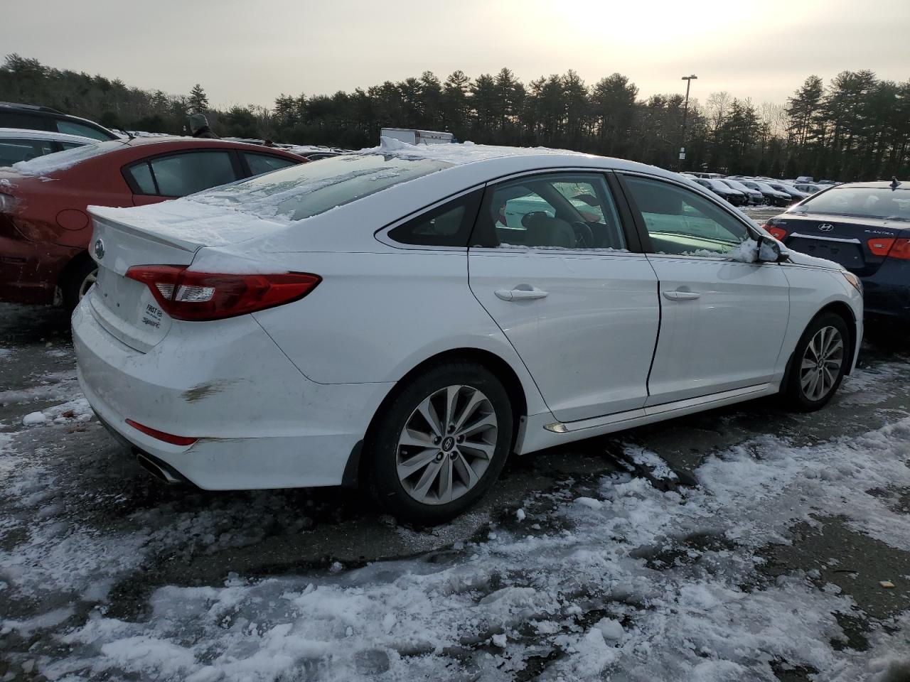 Photo 2 VIN: 5NPE34AF9FH122553 - HYUNDAI SONATA 