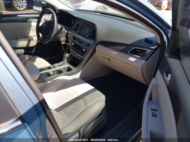 Photo 4 VIN: 5NPE34AF9FH166889 - HYUNDAI SONATA 