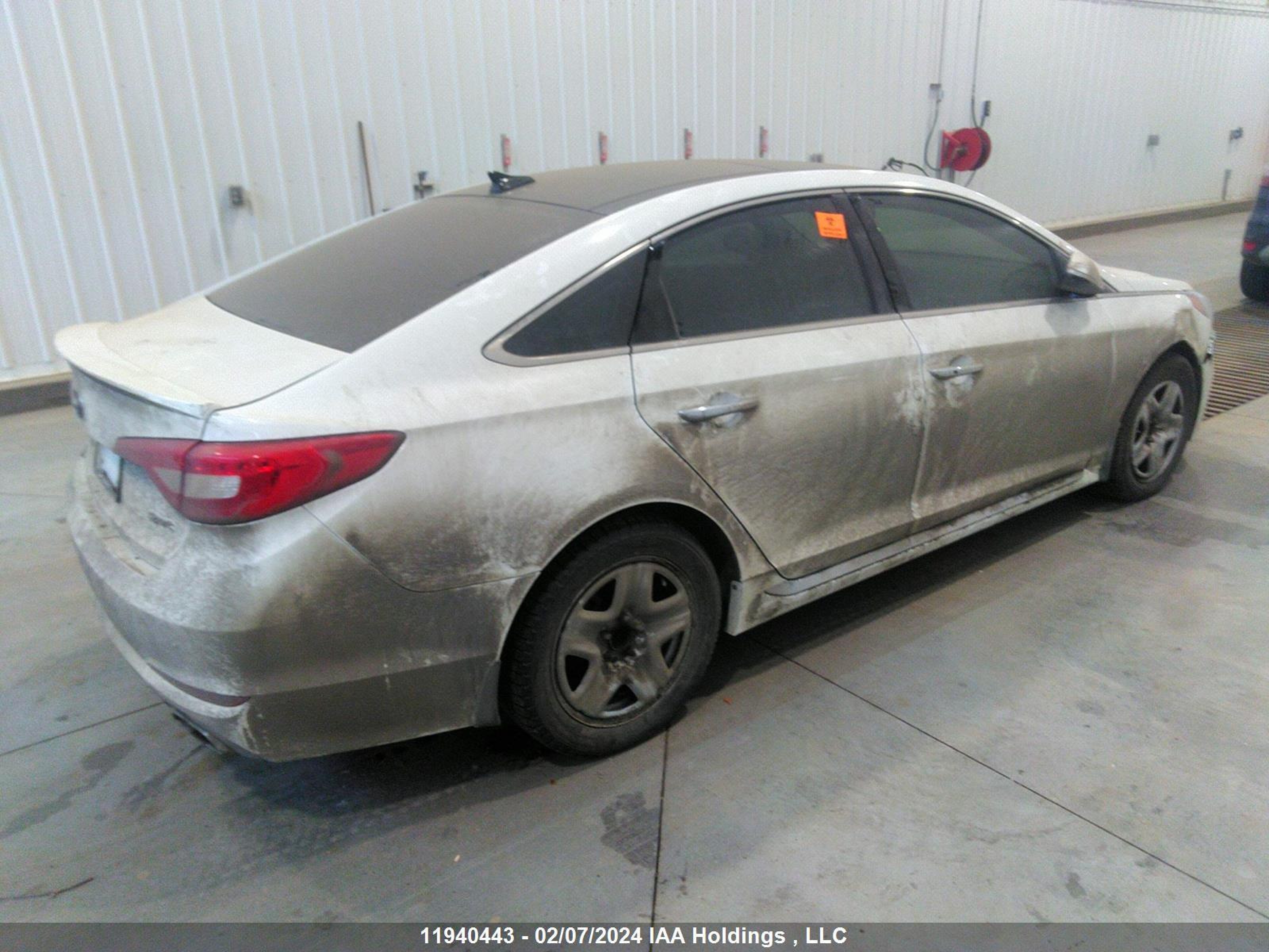 Photo 3 VIN: 5NPE34AF9FH220644 - HYUNDAI SONATA 