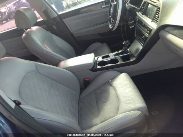 Photo 4 VIN: 5NPE34AF9GH303735 - HYUNDAI SONATA 