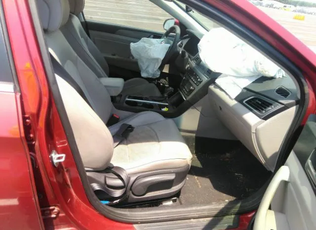 Photo 4 VIN: 5NPE34AF9GH307896 - HYUNDAI SONATA 