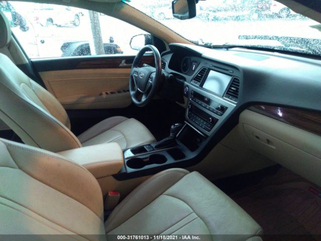 Photo 4 VIN: 5NPE34AF9GH328439 - HYUNDAI SONATA 