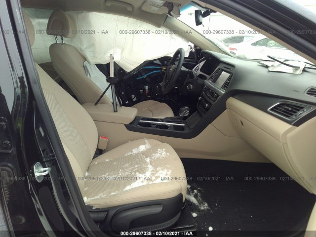 Photo 4 VIN: 5NPE34AF9GH427293 - HYUNDAI SONATA 