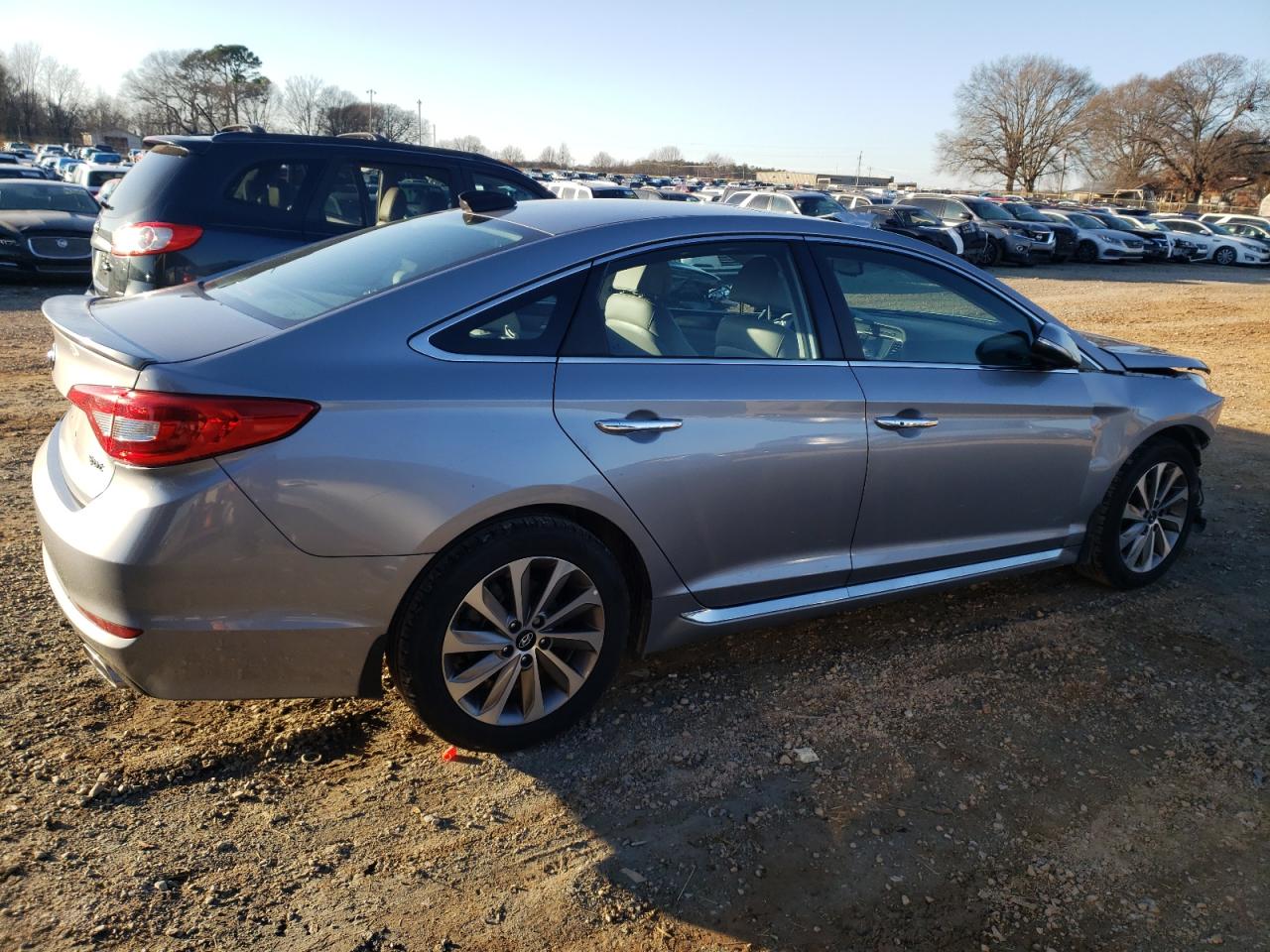 Photo 2 VIN: 5NPE34AF9HH439476 - HYUNDAI SONATA 