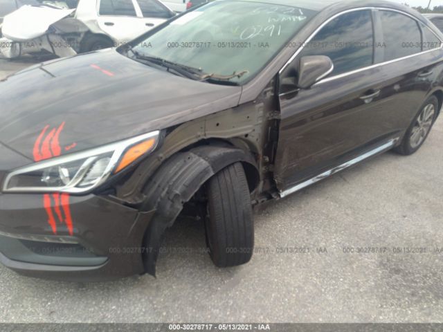 Photo 5 VIN: 5NPE34AF9HH470291 - HYUNDAI SONATA 