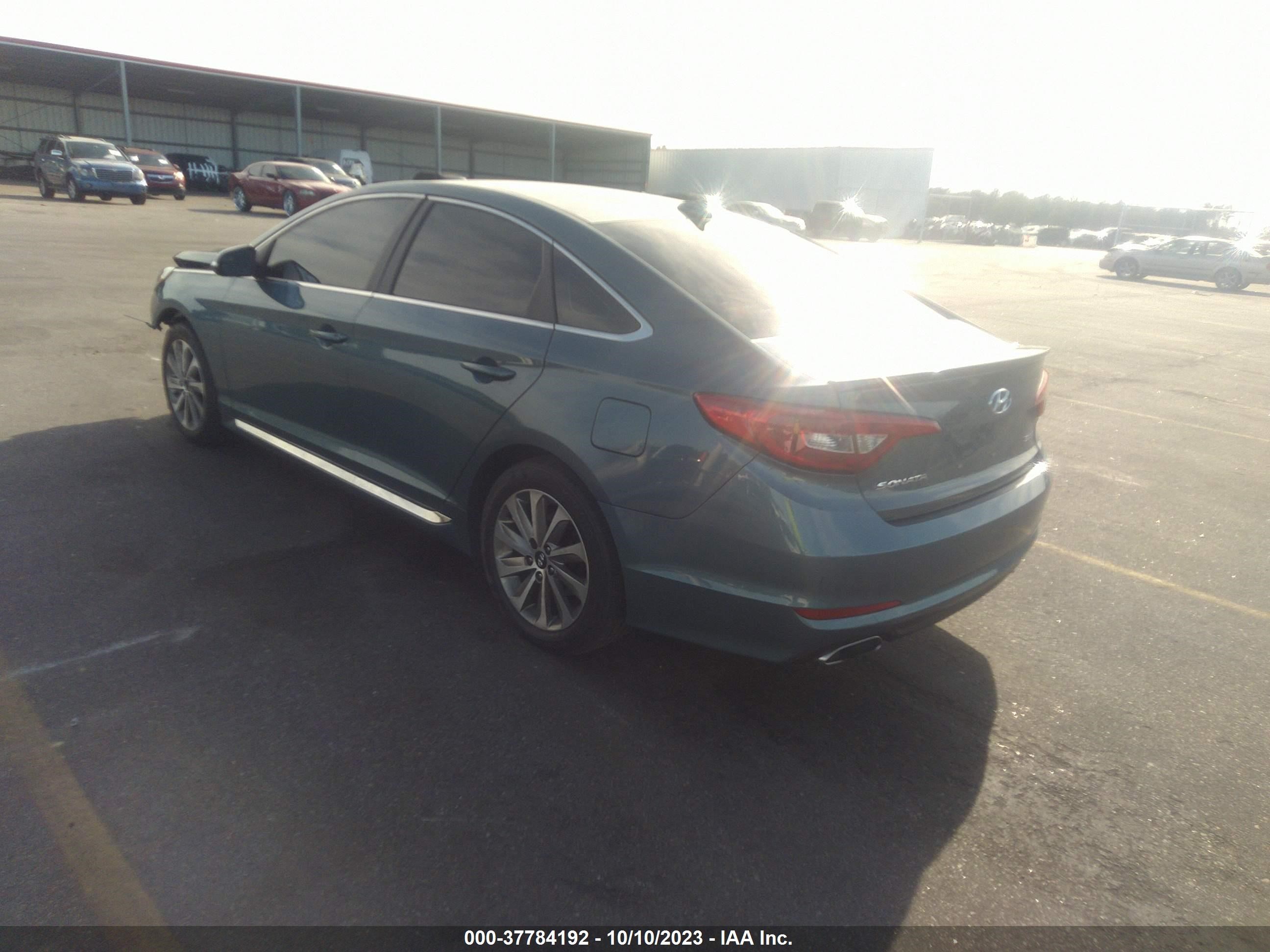 Photo 2 VIN: 5NPE34AF9HH520302 - HYUNDAI SONATA 