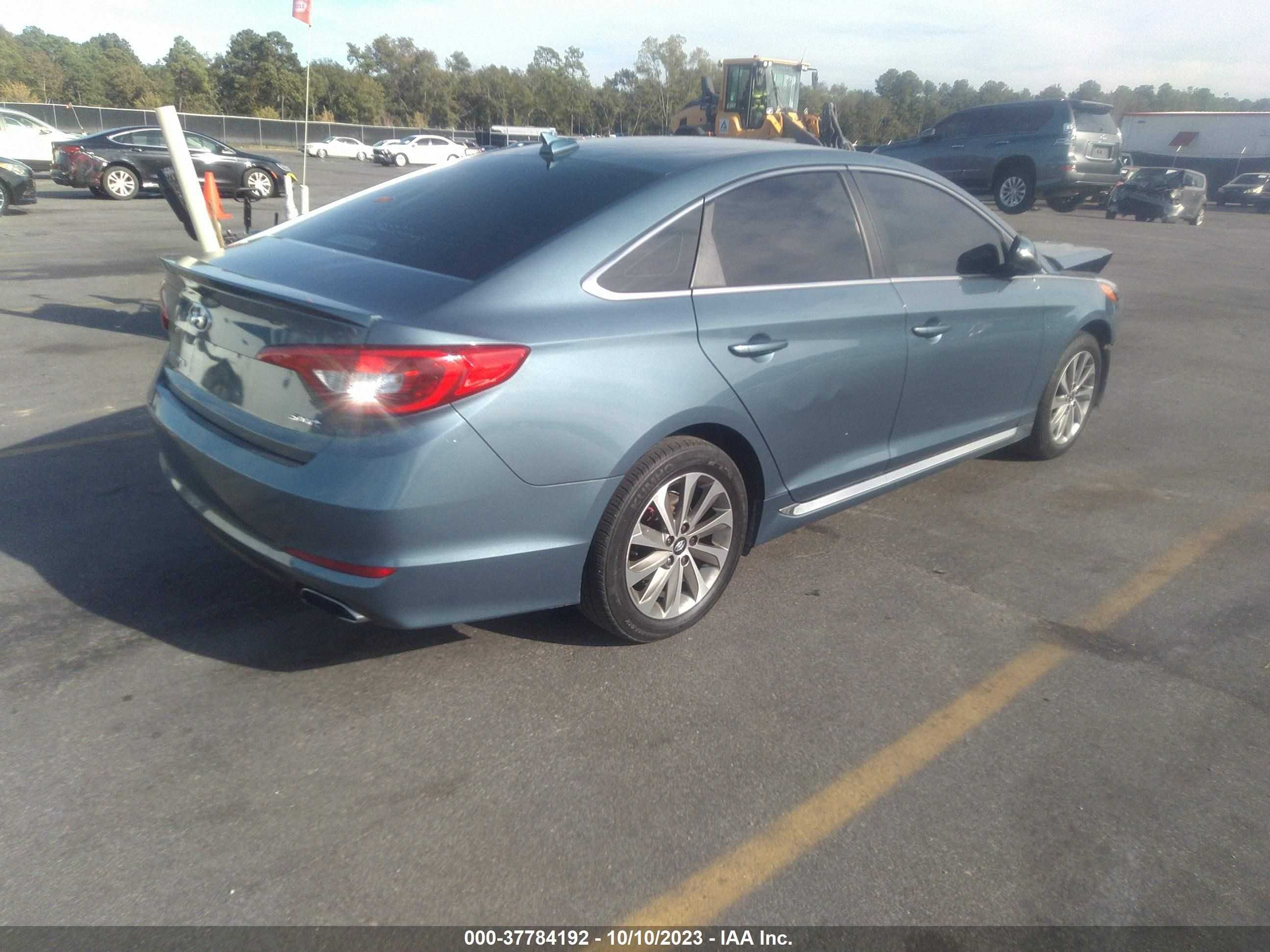 Photo 3 VIN: 5NPE34AF9HH520302 - HYUNDAI SONATA 