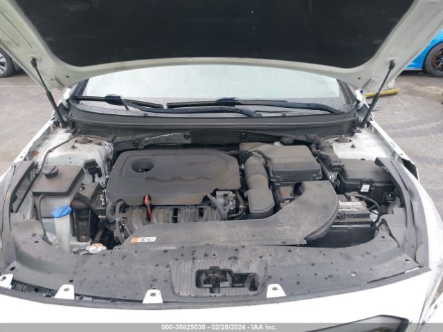 Photo 9 VIN: 5NPE34AF9HH554207 - HYUNDAI SONATA 