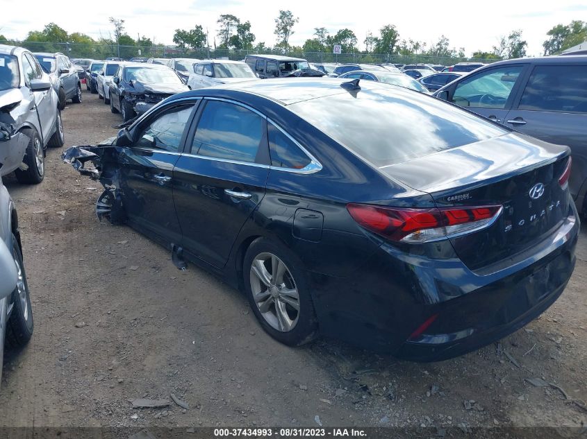 Photo 2 VIN: 5NPE34AF9JH599699 - HYUNDAI SONATA 