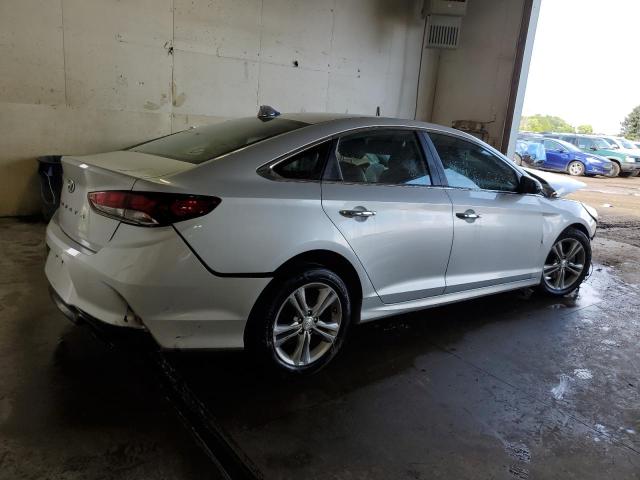 Photo 2 VIN: 5NPE34AF9JH605016 - HYUNDAI SONATA SPO 