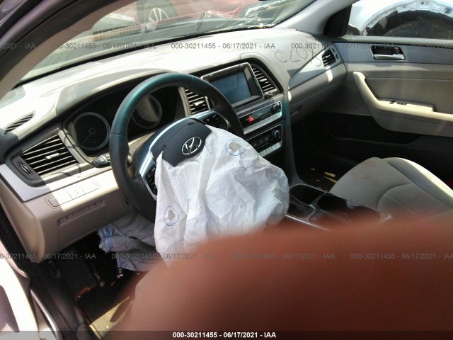 Photo 4 VIN: 5NPE34AF9JH611625 - HYUNDAI SONATA 