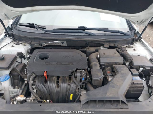 Photo 9 VIN: 5NPE34AF9JH624892 - HYUNDAI SONATA 