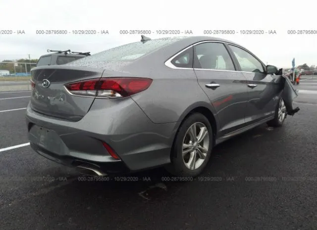 Photo 3 VIN: 5NPE34AF9JH628294 - HYUNDAI SONATA 