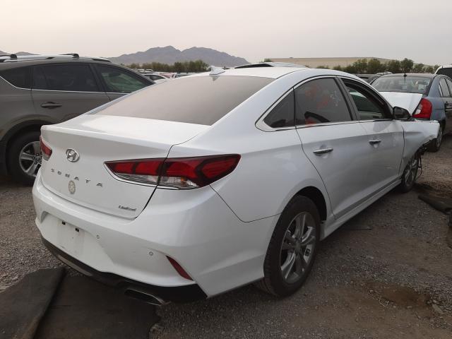 Photo 3 VIN: 5NPE34AF9JH639702 - HYUNDAI SONATA SPO 