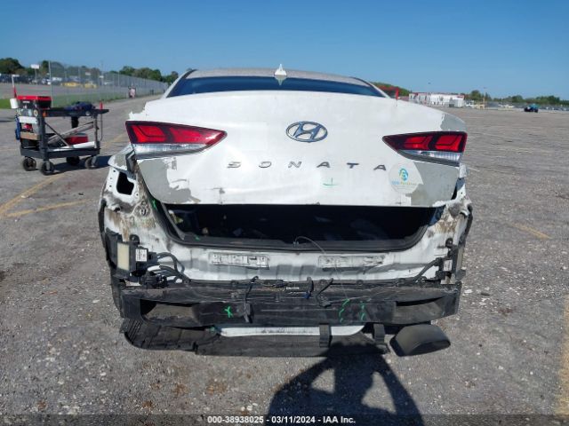 Photo 5 VIN: 5NPE34AF9JH657293 - HYUNDAI SONATA 