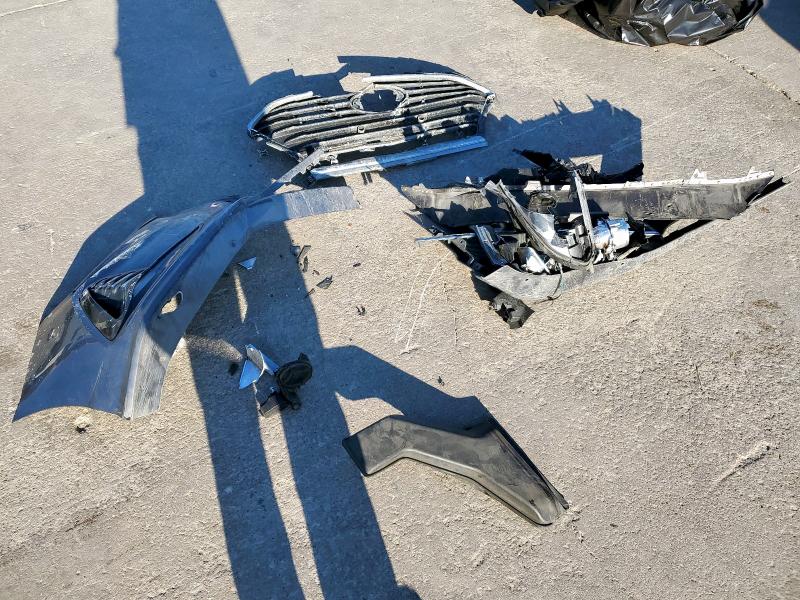 Photo 11 VIN: 5NPE34AF9JH660324 - HYUNDAI SONATA SPO 