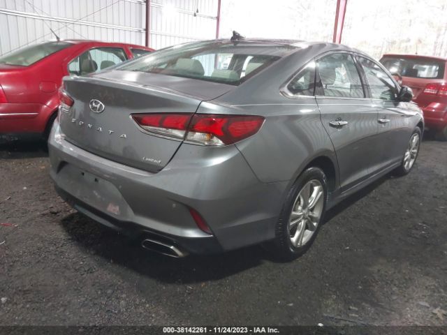 Photo 3 VIN: 5NPE34AF9JH711823 - HYUNDAI SONATA 