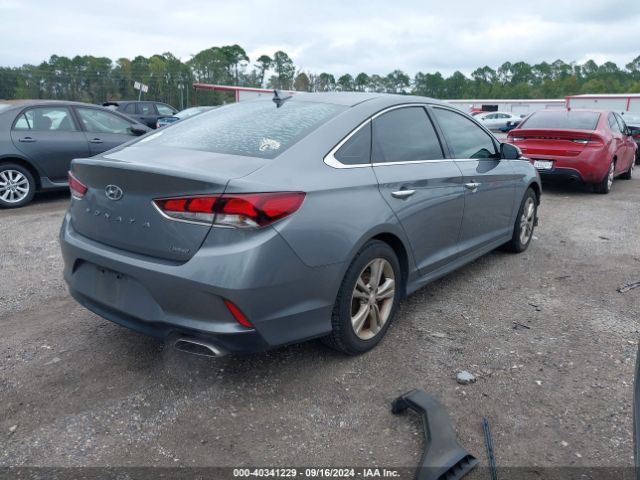 Photo 3 VIN: 5NPE34AF9JH711885 - HYUNDAI SONATA 