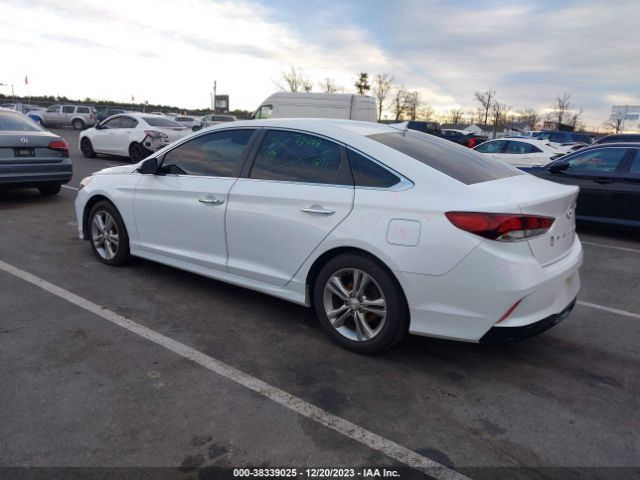 Photo 2 VIN: 5NPE34AF9JH712292 - HYUNDAI SONATA 