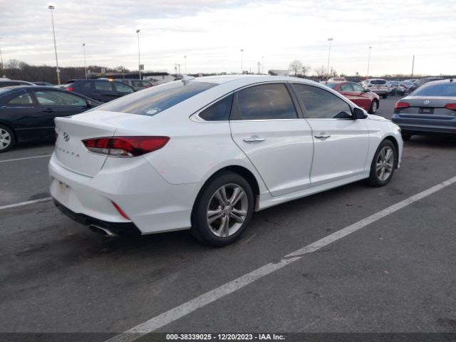 Photo 3 VIN: 5NPE34AF9JH712292 - HYUNDAI SONATA 