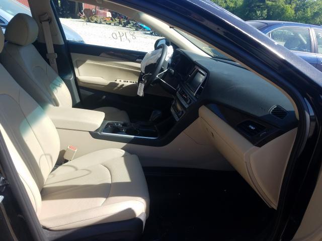 Photo 4 VIN: 5NPE34AF9JH718450 - HYUNDAI SONATA 