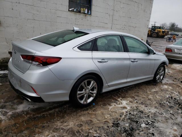 Photo 2 VIN: 5NPE34AF9JH719095 - HYUNDAI SONATA SPO 