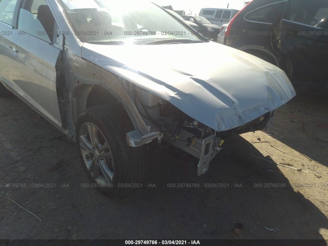 Photo 5 VIN: 5NPE34AF9KH769853 - HYUNDAI SONATA 