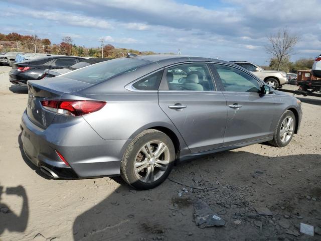 Photo 2 VIN: 5NPE34AF9KH791223 - HYUNDAI SONATA LIM 