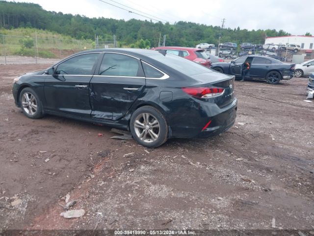 Photo 2 VIN: 5NPE34AF9KH809011 - HYUNDAI SONATA 