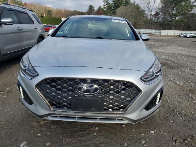 Photo 4 VIN: 5NPE34AF9KH811101 - HYUNDAI SONATA LIM 