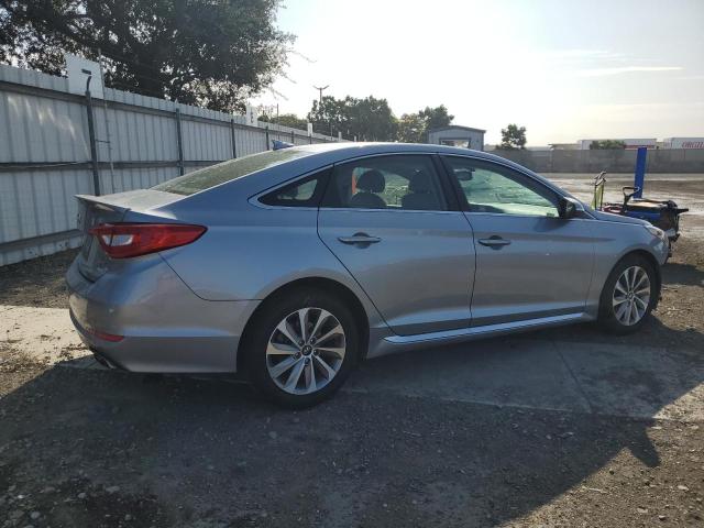 Photo 2 VIN: 5NPE34AFXFH022560 - HYUNDAI SONATA SPO 