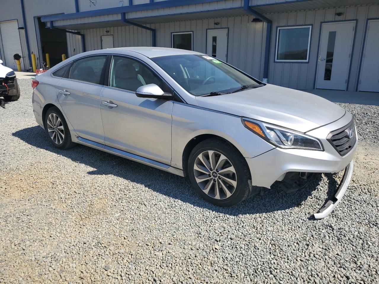 Photo 3 VIN: 5NPE34AFXFH029329 - HYUNDAI SONATA 