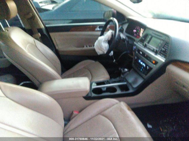 Photo 4 VIN: 5NPE34AFXFH035924 - HYUNDAI SONATA 