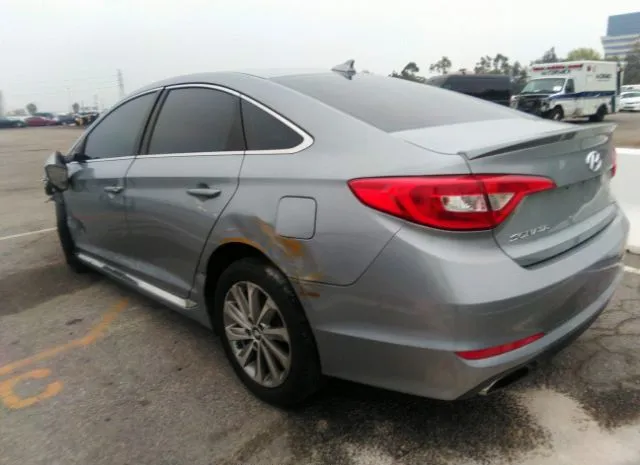 Photo 2 VIN: 5NPE34AFXFH041156 - HYUNDAI SONATA 