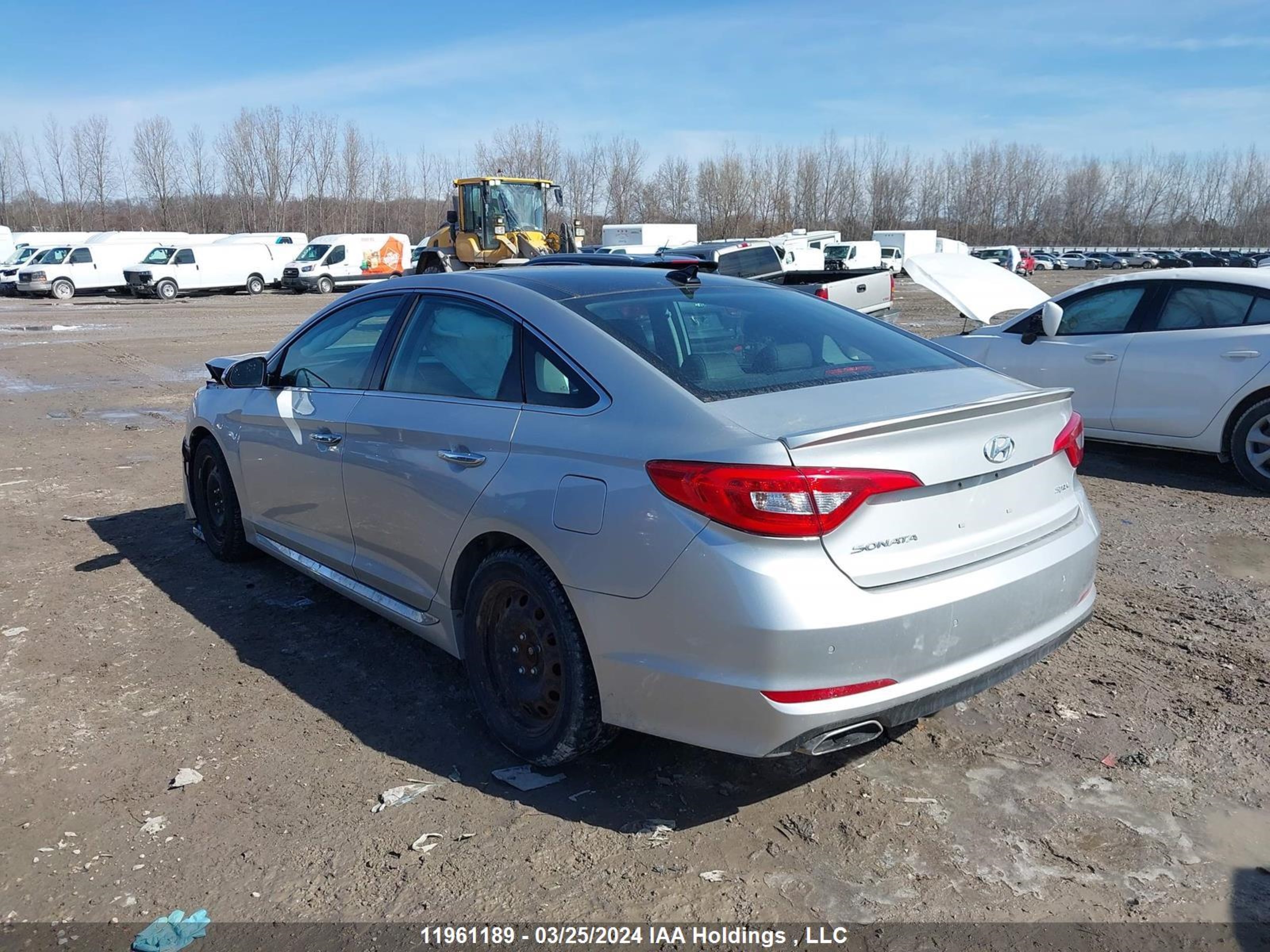 Photo 2 VIN: 5NPE34AFXFH062525 - HYUNDAI SONATA 