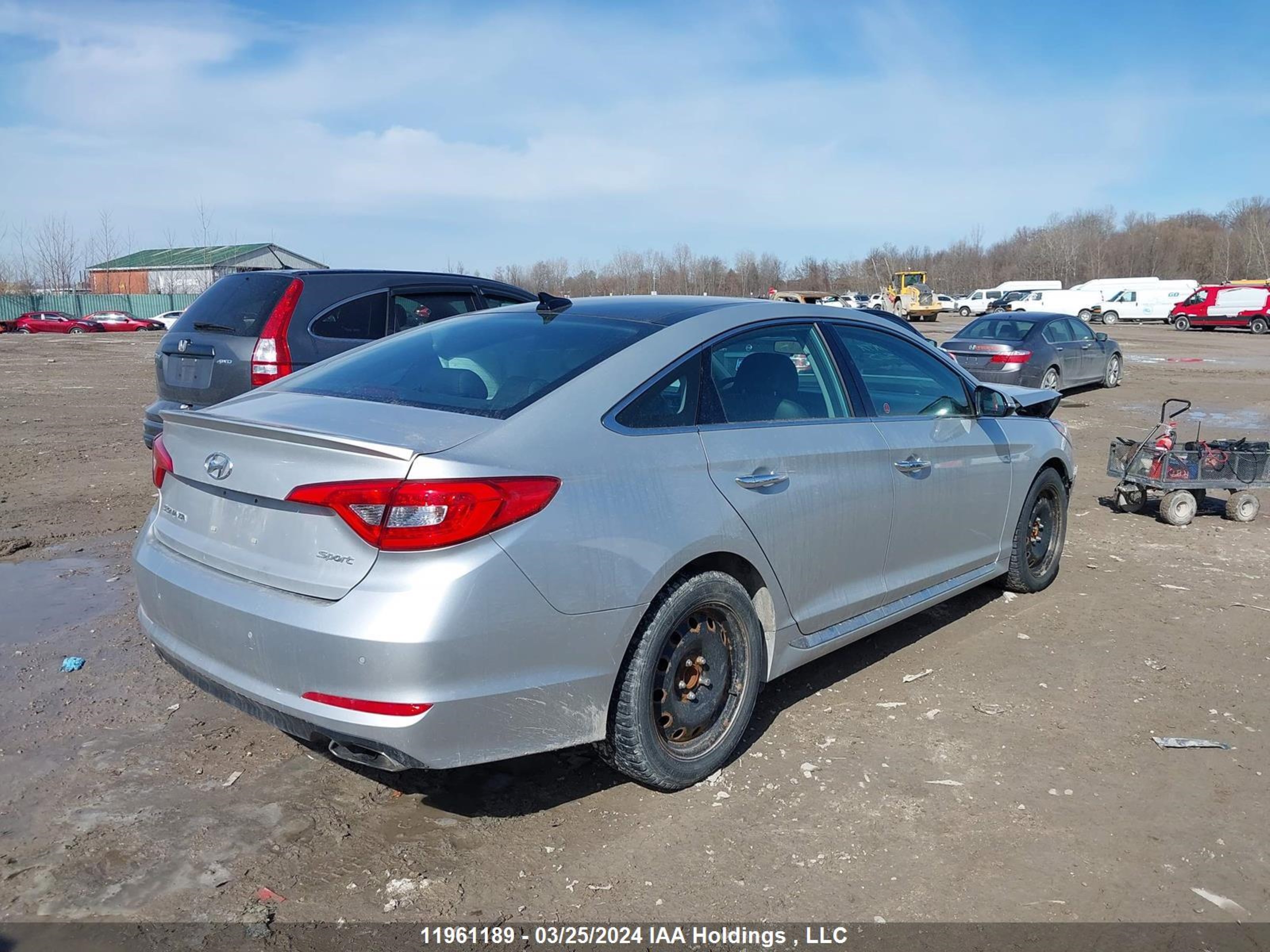 Photo 3 VIN: 5NPE34AFXFH062525 - HYUNDAI SONATA 