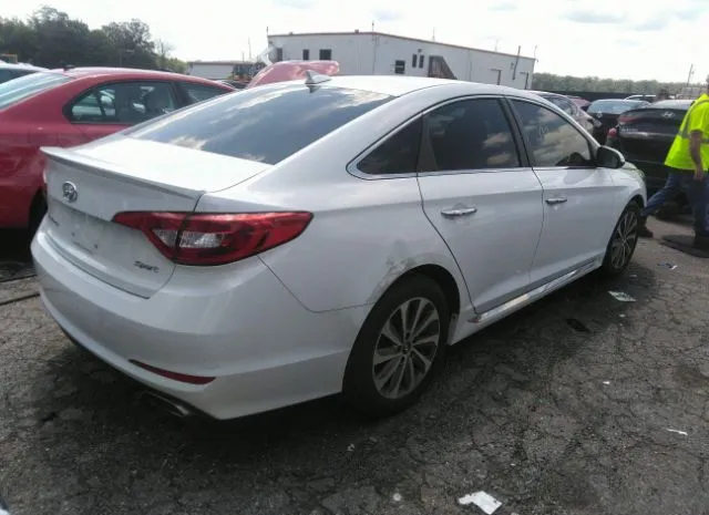 Photo 3 VIN: 5NPE34AFXFH069488 - HYUNDAI SONATA 