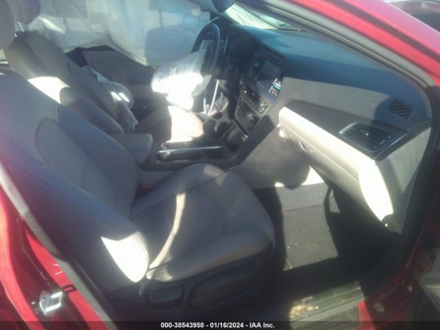 Photo 4 VIN: 5NPE34AFXFH078546 - HYUNDAI SONATA 