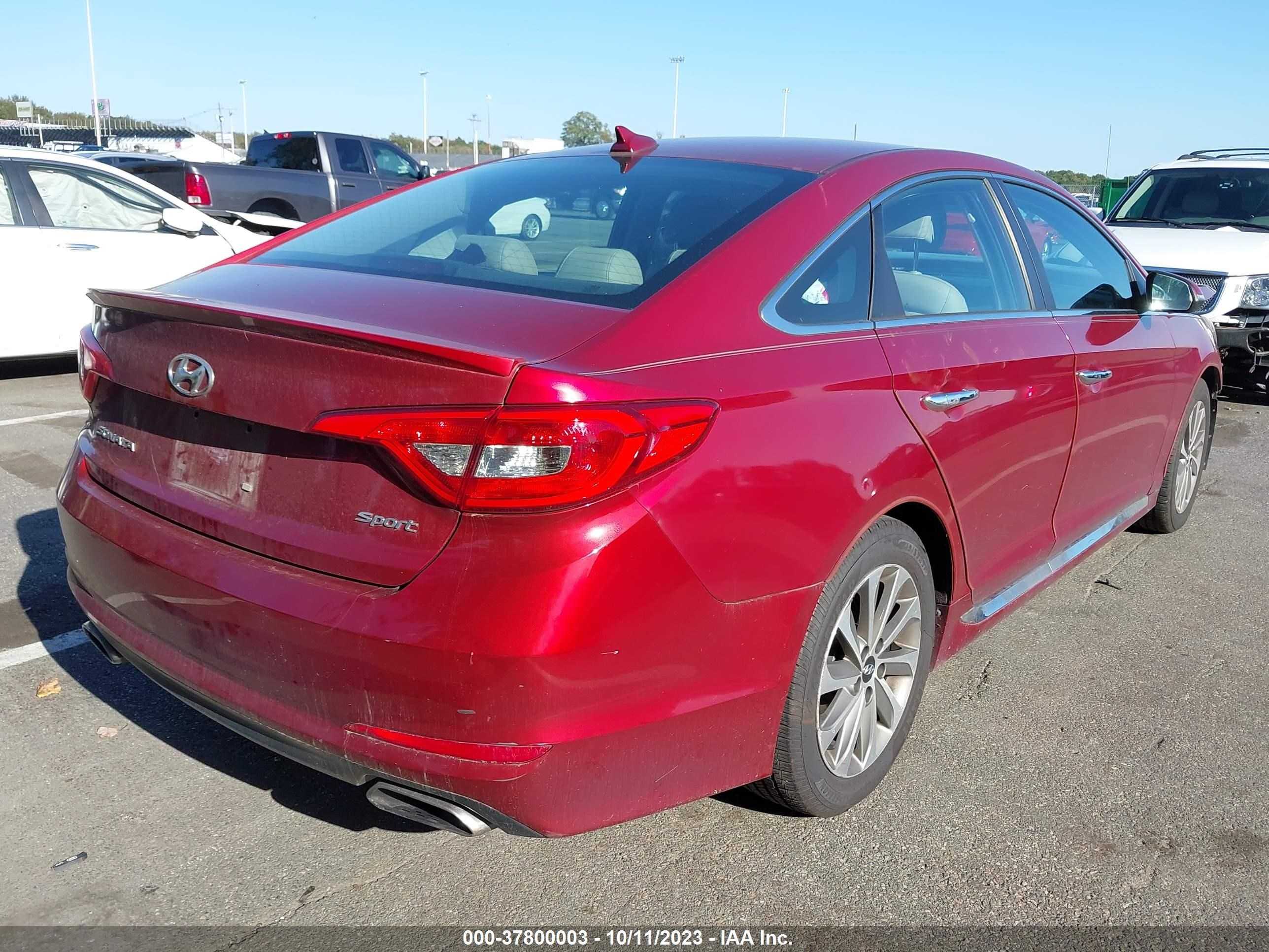 Photo 3 VIN: 5NPE34AFXFH110301 - HYUNDAI SONATA 