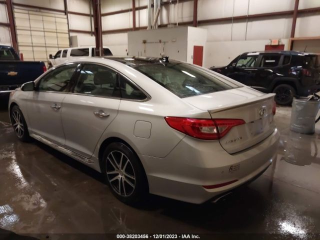 Photo 2 VIN: 5NPE34AFXFH112324 - HYUNDAI SONATA 