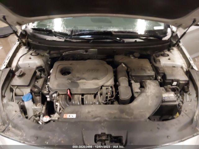 Photo 9 VIN: 5NPE34AFXFH112324 - HYUNDAI SONATA 