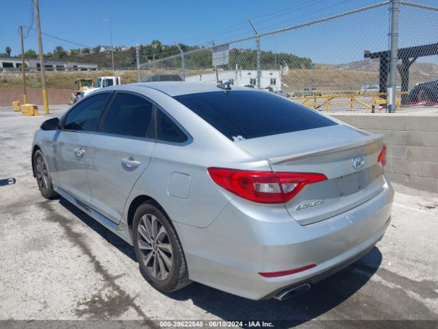 Photo 2 VIN: 5NPE34AFXFH115238 - HYUNDAI SONATA 