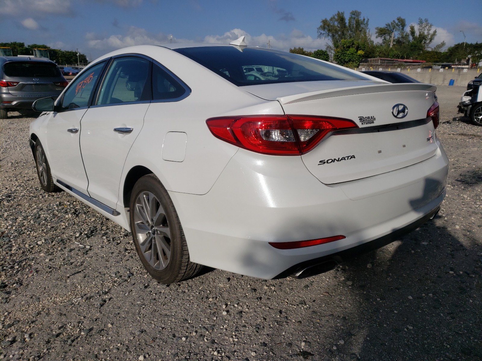 Photo 2 VIN: 5NPE34AFXFH150958 - HYUNDAI SONATA SPO 