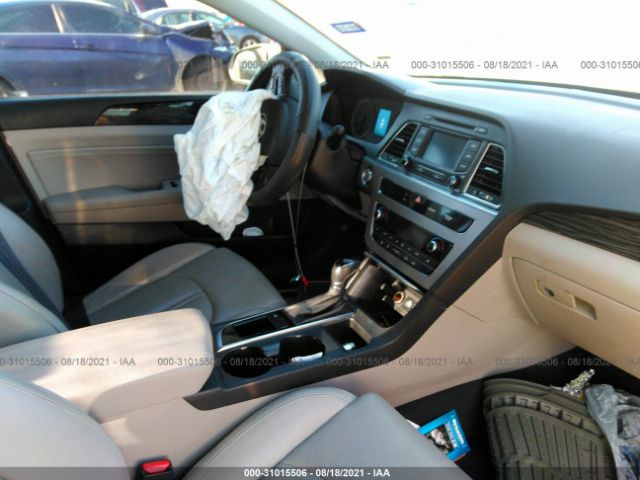 Photo 4 VIN: 5NPE34AFXFH198721 - HYUNDAI SONATA 